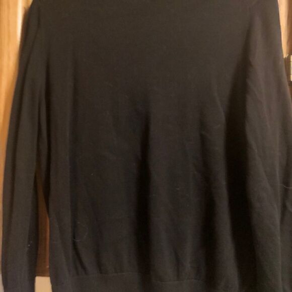 Tommy Hilfiger sweater   - Picture 3 of 4